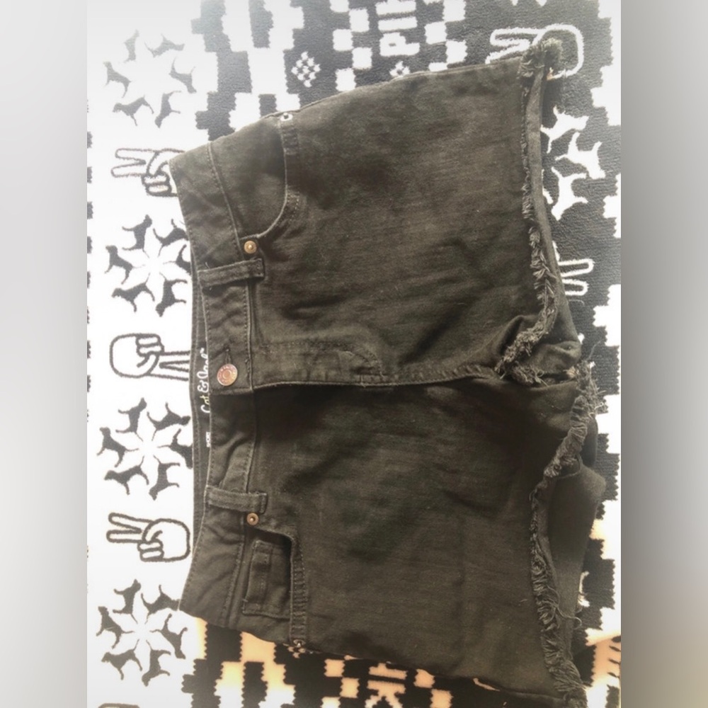 Girls Cat & Jack cut-off Jean Shorts- black